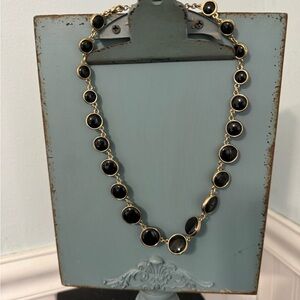 Black and gold circle necklace